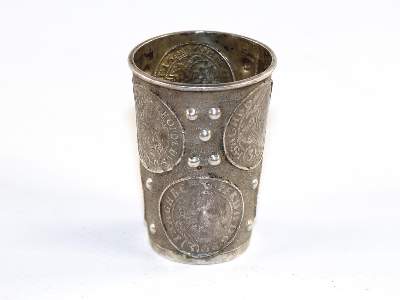 Bild Nr.1: 129-1973 Münzbecher Habsburg: (Varia, Münzen)