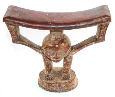 Bild Nr.4: 129-2036 Fünf Kopfstützen,: (Afrika)