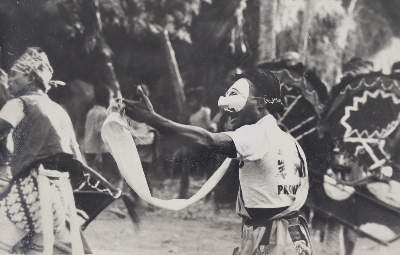 Bild Nr.4: 129-2070 Java 5 Wayang-Masken.: (Asiatika)