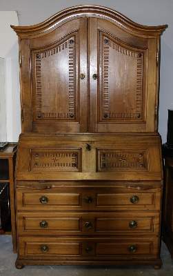 Bild Nr.2: 129-2109 Barocker Schreibsekretaire.: (Möbel)