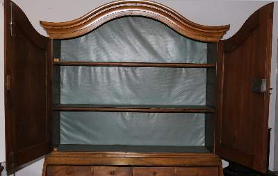 Bild Nr.21: 129-2109 Barocker Schreibsekretaire.: (Möbel)