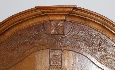 Bild Nr.25: 129-2112 Bodenseeschrank Barock.: (Möbel)