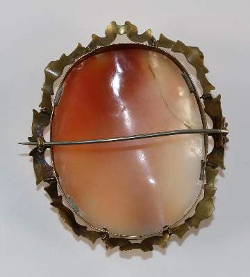 Bild Nr.2: 129-2378 Blumendame.: (Schmuck, Broschen, Gemmen und Kameen)