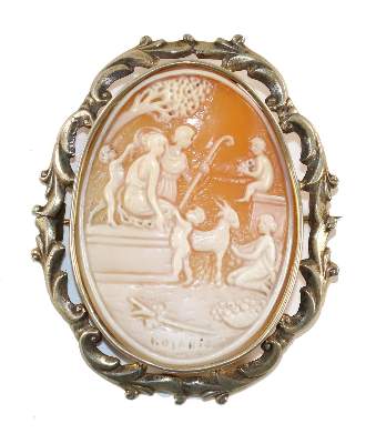 Bild Nr.1: 129-2513 Muschelkamme: (Schmuck, Broschen, Gemmen und Kameen)