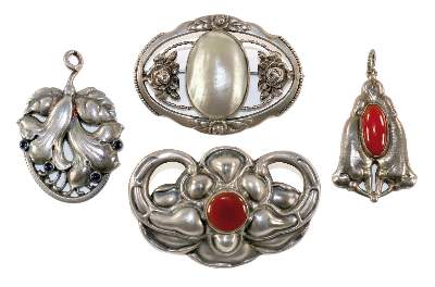 Bild Nr.1: 129-2629 Zwei Broschen,: (Schmuck, Broschen)