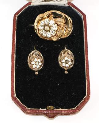 Bild Nr.1: 129-2673 Demiparure um 1860.: (Schmuck)