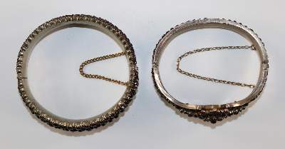 Bild Nr.2: 129-2694 Granatarmreifen: (Schmuck)
