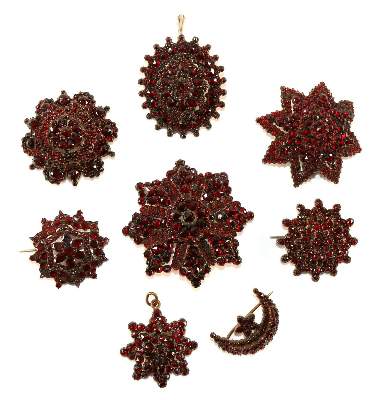 Bild Nr.1: 129-2695 Granatbroschen u.: (Schmuck)
