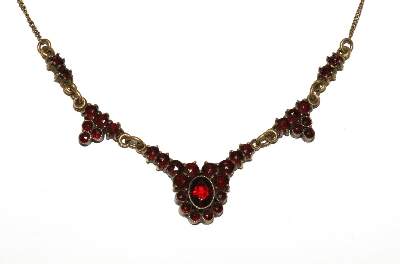 Bild Nr.2: 129-2699 Granatensemble.: (Schmuck)