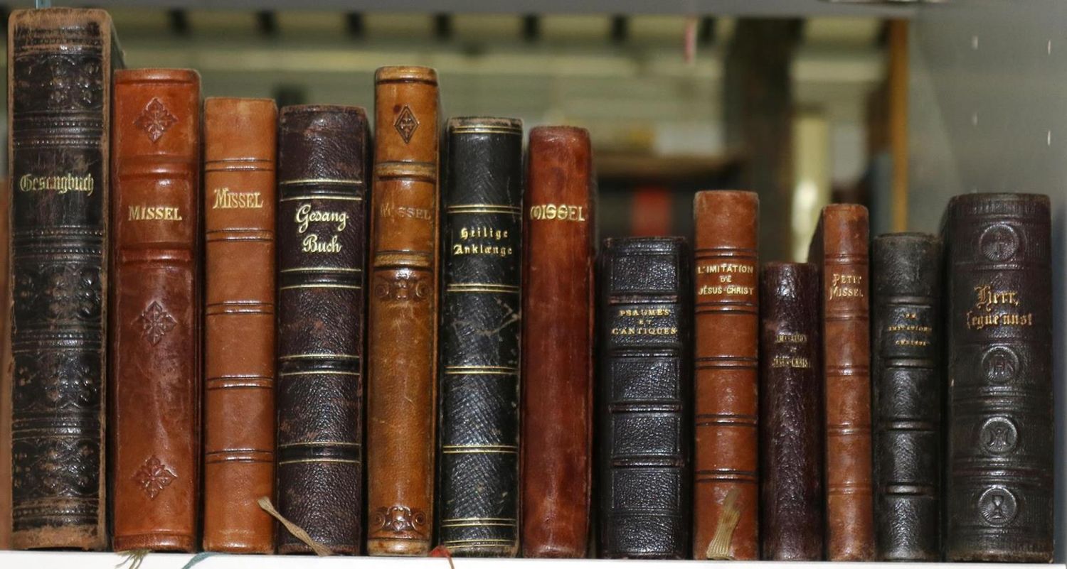 Große Abbildung Nr.3: 130-137 Sammlung: (Einband)