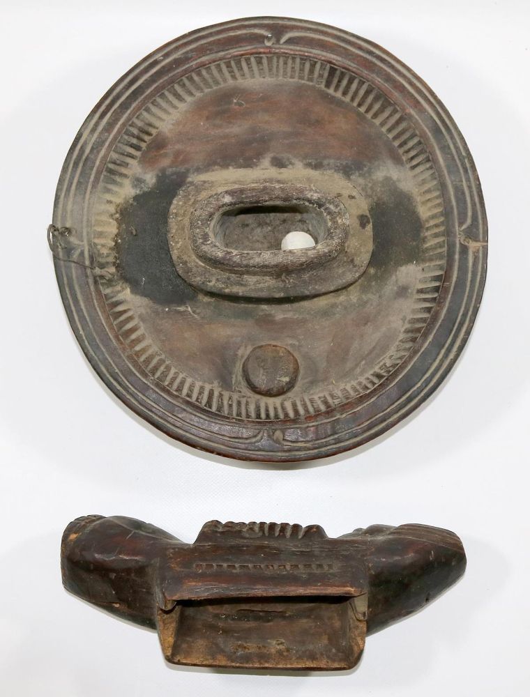 Große Abbildung Nr.3: 130-2643 Medizinschale, Kultschale: (Afrika)