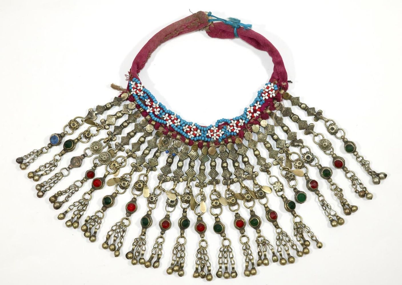 Große Abbildung Nr.1: 130-2681 Halskette o. Gesichtsverschleierung: (Asiatika, Schmuck)