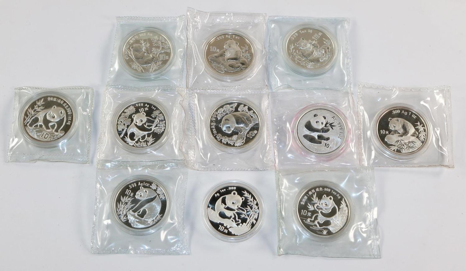 Große Abbildung Nr.2: 130-2708 China 11 x 10 Yuan Panda.: (Münzen und Medaillen)