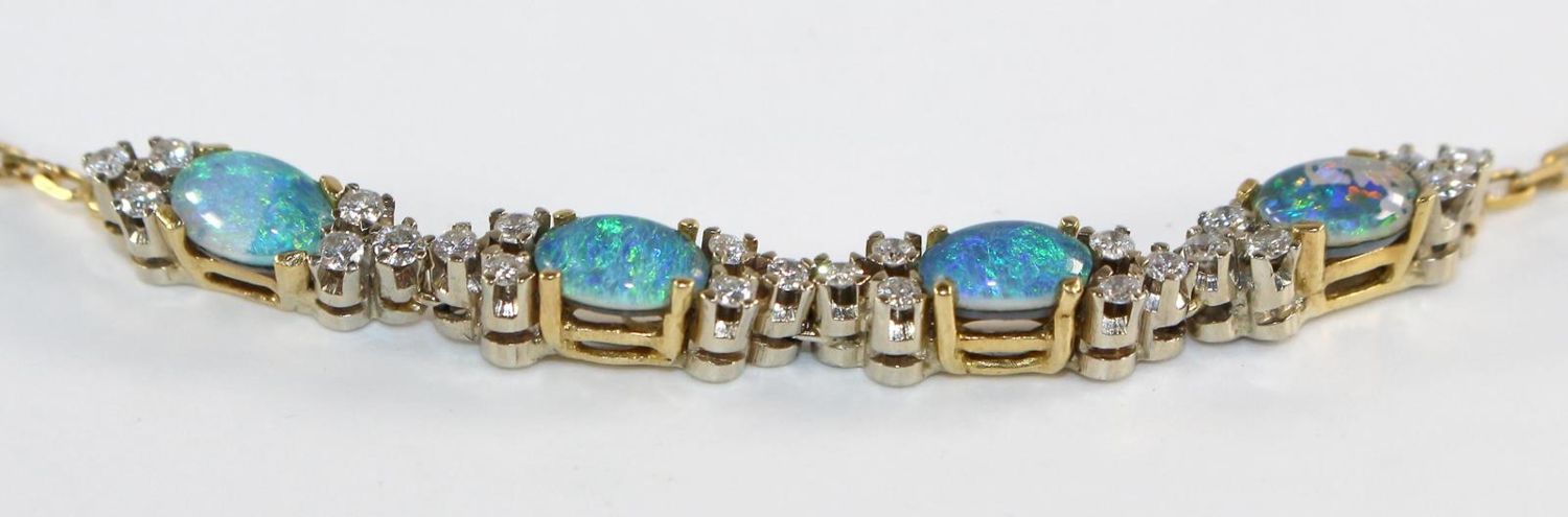 Große Abbildung Nr.2: 130-2741 Opalcollier 18k GG: (Schmuck, Collier)