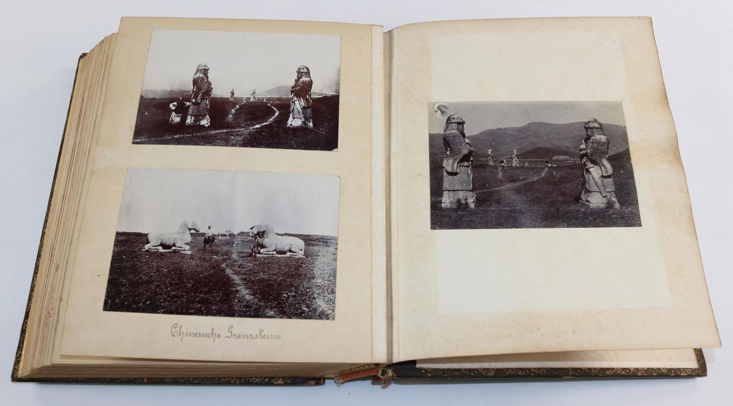 Große Abbildung Nr.118: 130-2829 Photoalbum: (China, SMS Luchs)