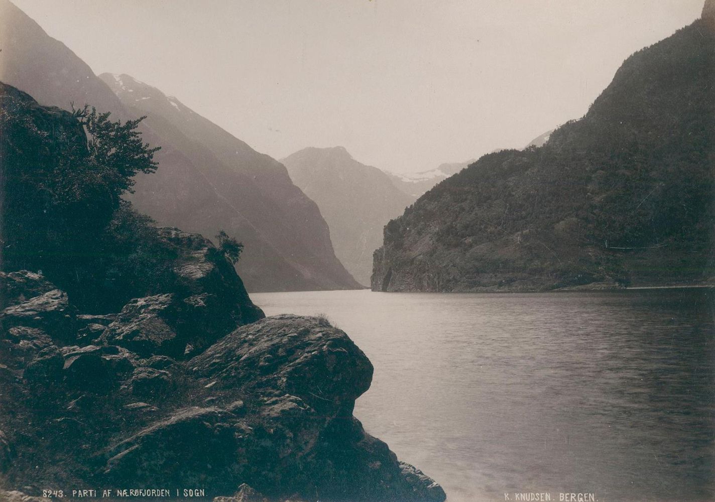 Große Abbildung Nr.2: 130-2847 Norwegen.: (Knudsen)