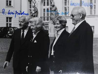 Bild Nr.1: 130-2526 Sammlung: (Politik und Staatswissenschaften)