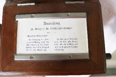 Bild Nr.2: 130-2556 Freisprech-Wandtelefon C.F.Lewert: (Varia)