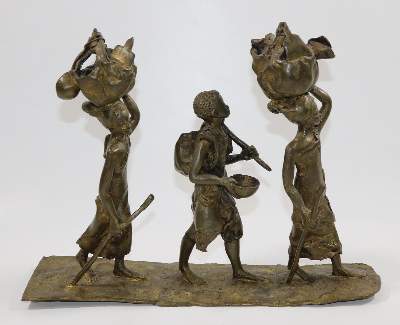 Bild Nr.3: 130-2625 Große afrikanische Figurengruppe.: (Afrika, Figuren)