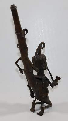 Bild Nr.3: 130-2646 Ritual-Bronzepfeife: (Afrika)