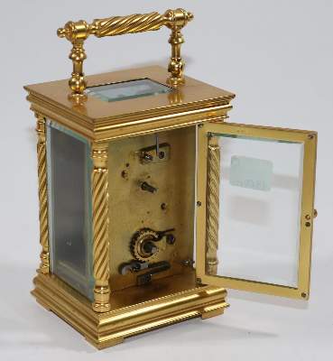 Bild Nr.4: 130-2804 Reiseuhr Frankreich: (Uhren)