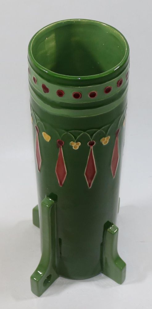 Große Abbildung Nr.2: 131-2038 Böhmen Vase um 1900.: (Porzellan u. Keramik, Fayencen)
