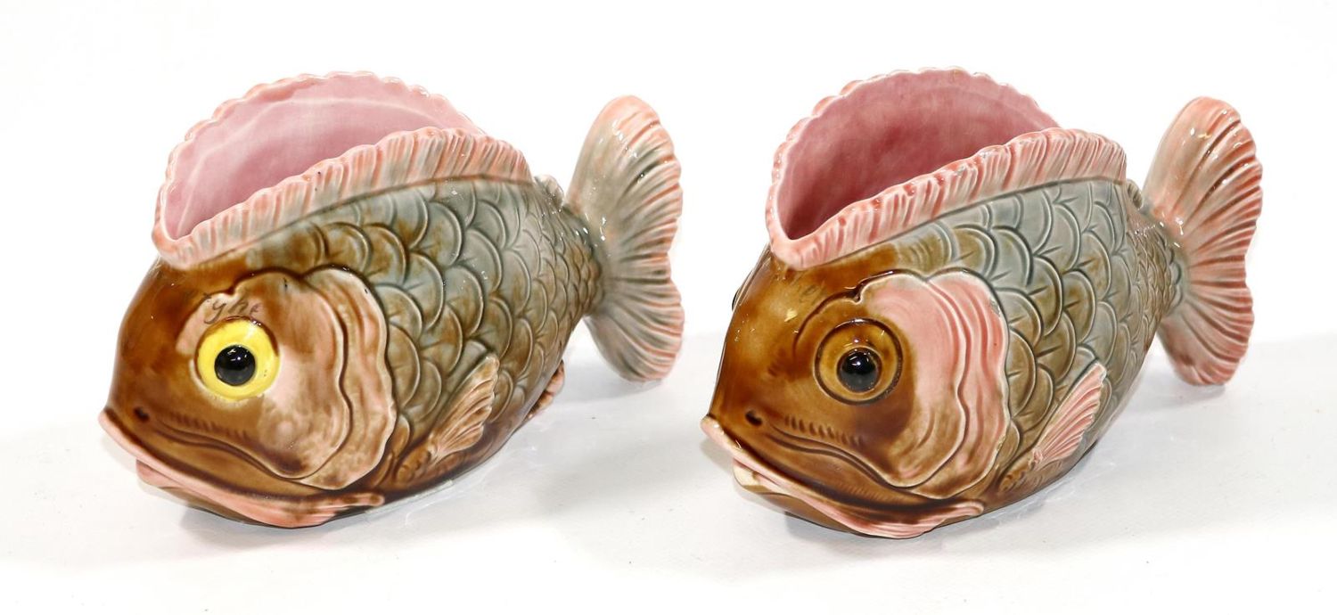 Große Abbildung Nr.1: 131-2040 Fische Cachepots.: (Porzellan u. Keramik, Fayencen, Eichwald)