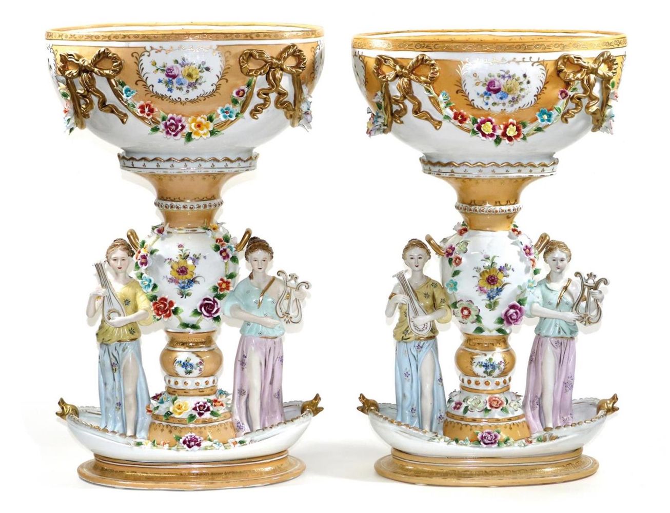 Große Abbildung Nr.1: 131-2062 Prächtige Aufsatzschalen.: (Porzellan u. Keramik, Figuren)