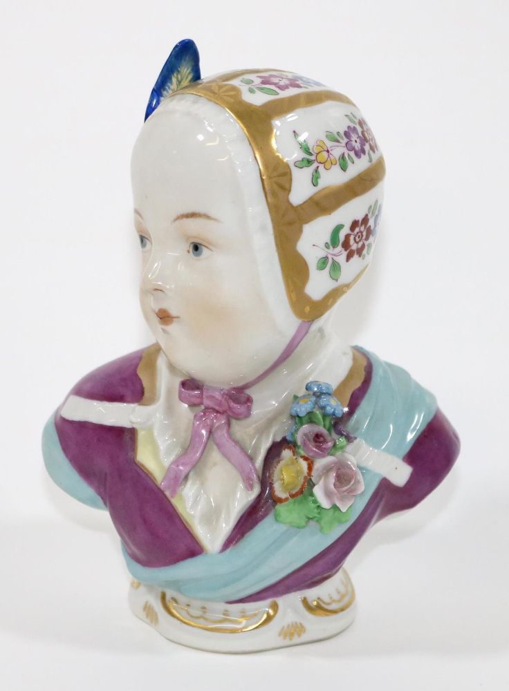 Große Abbildung Nr.1: 131-2118 Wien Kinderbüste der Prinzessin: (Porzellan u. Keramik)