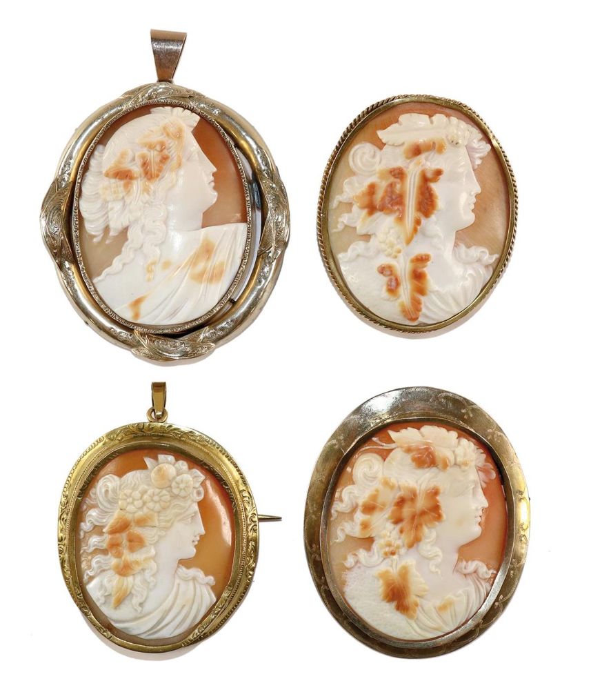 Große Abbildung Nr.1: 131-2139 Mänaden.: (Schmuck, Anhänger, Gemmen und Kameen)