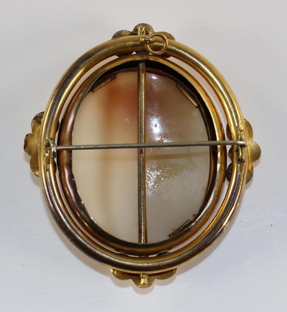 Große Abbildung Nr.2: 131-2178 Biedermeierportrait: (Schmuck, Broschen, Gemmen und Kameen)