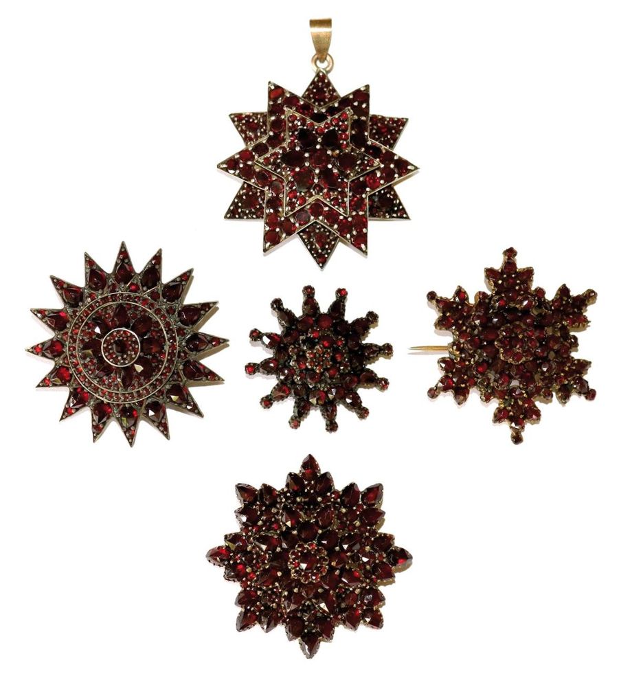 Große Abbildung Nr.1: 131-2232 Granatanhänger u.: (Schmuck, Broschen)