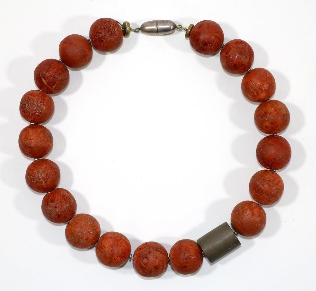 Große Abbildung Nr.1: 131-2245 Korallenkette: (Schmuck, Colliers)