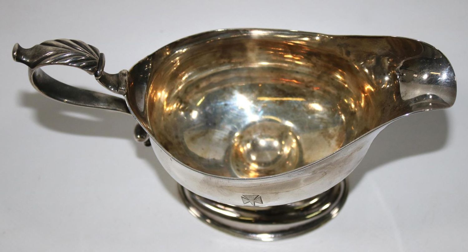Große Abbildung Nr.2: 131-2264 London 1791 Sauciere.: (Silber)