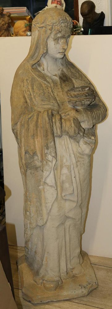 Große Abbildung Nr.2: 131-2348 Heilige Elisabeth Gartenskulptur.: (Volkskunst, Religiöse Volkskunst)