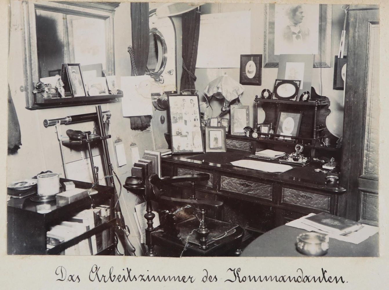 Große Abbildung Nr.4: 131-2365 Photoalbum: (China, SMS Luchs)