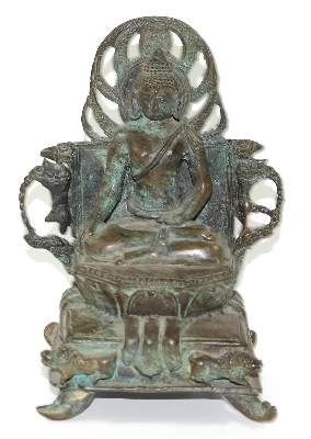 Bild Nr.1: 131-1967 Buddha auf Thron sitzend.: (Asiatika)