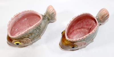 Bild Nr.2: 131-2040 Fische Cachepots.: (Porzellan u. Keramik, Fayencen, Eichwald)