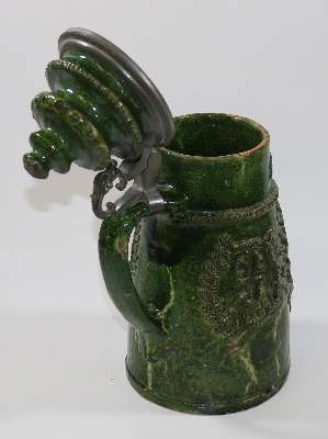 Bild Nr.3: 131-2049 Großer Historismushumpen: (Porzellan u. Keramik, Fayencen)
