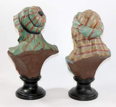 Bild Nr.2: 131-2057 Orientalisches Paar: (Porzellan u. Keramik, Fayencen)