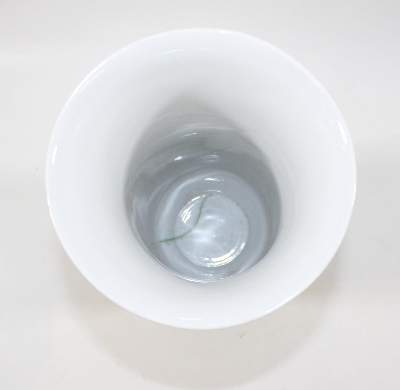Bild Nr.3: 131-2107 Meissen Trichtervase.: (Porzellan u. Keramik, Meissen)