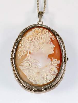 Bild Nr.1: 131-2130 Flora.: (Schmuck, Anhänger, Gemmen und Kameen)