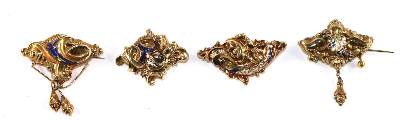 Bild Nr.1: 131-2238 Vier Broschen: (Schmuck, Broschen)