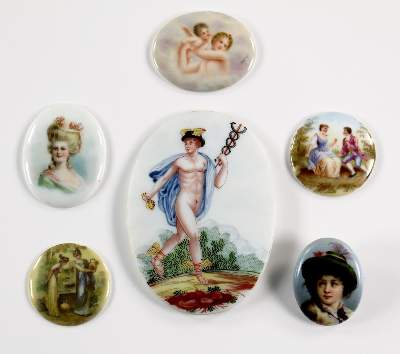 Bild Nr.2: 131-2249 Portraitplaketten u.: (Schmuck)