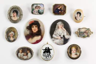 Bild Nr.3: 131-2249 Portraitplaketten u.: (Schmuck)