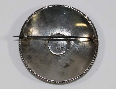 Bild Nr.2: 131-2328 Emaillebrosche, Entwurf: (Theodor Fahrner, Broschen)