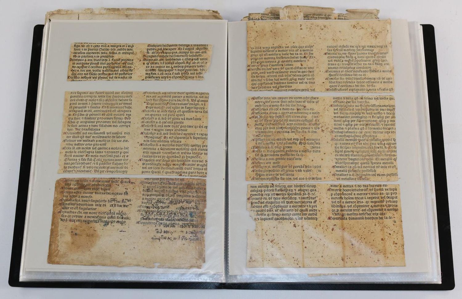 Große Abbildung Nr.4: 132-139 Einbandmakulatur.: (Inkunabeln)