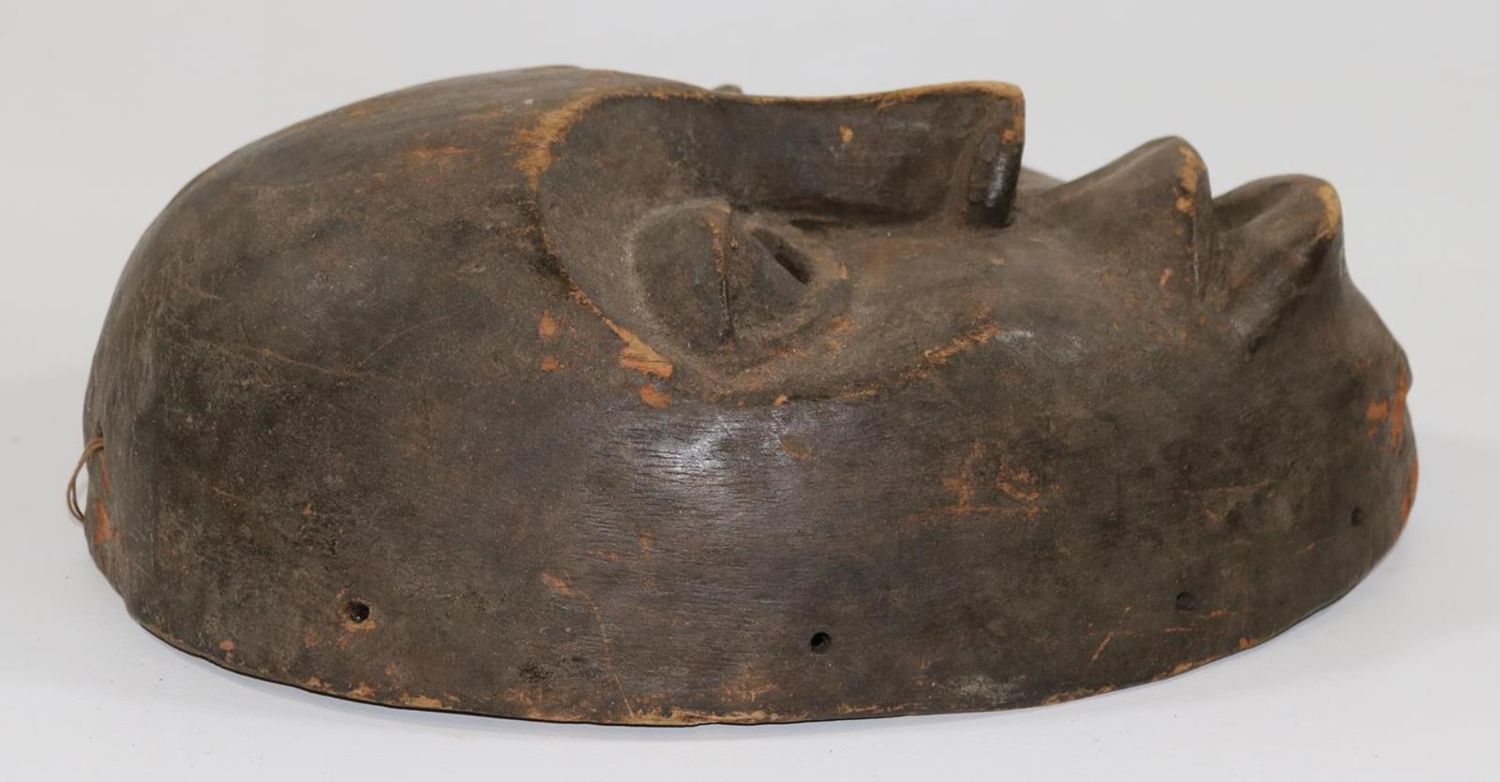 Große Abbildung Nr.2: 132-2057 Aufsatzmaske wohl D.R.Kongo.: (Afrika, Masken)