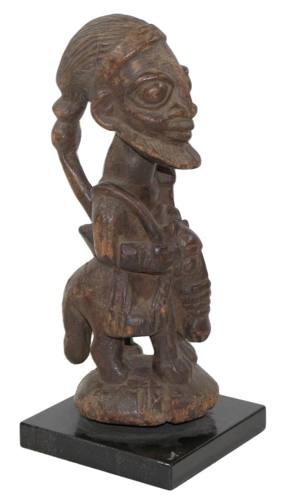 Große Abbildung Nr.1: 132-2101 Yoruba Nigeria: (Afrika, Sammlung Nerlich München)