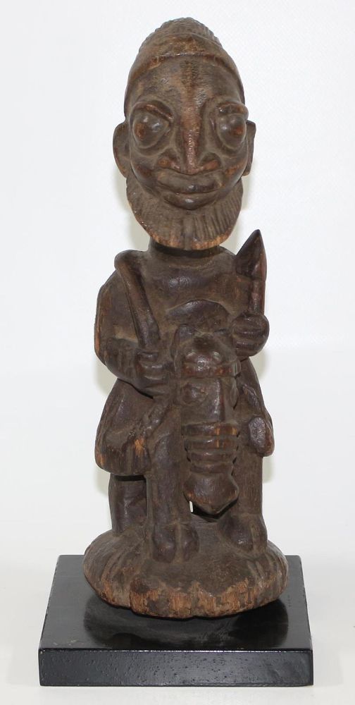Große Abbildung Nr.2: 132-2101 Yoruba Nigeria: (Afrika, Sammlung Nerlich München)
